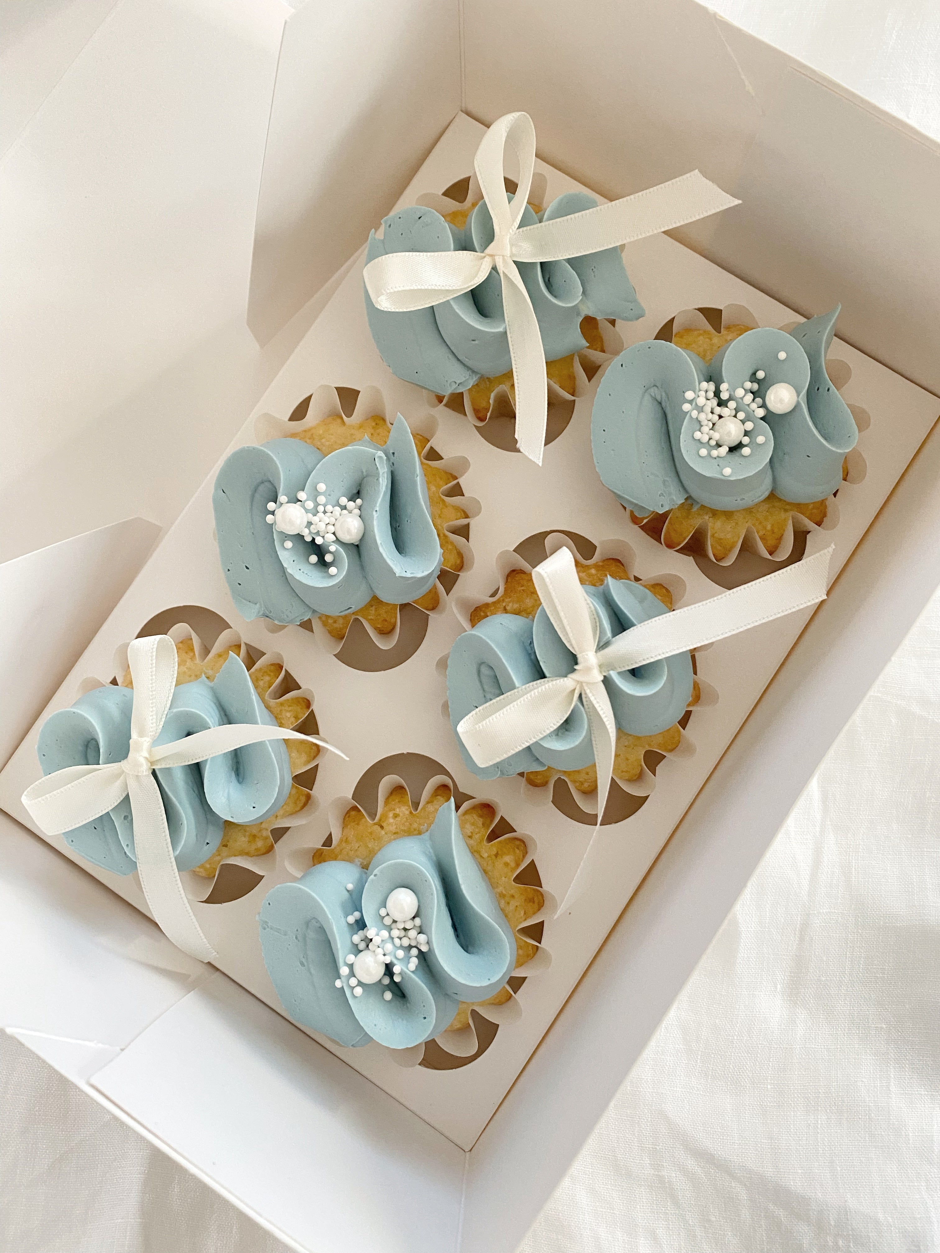 Squiggle Cupcakes